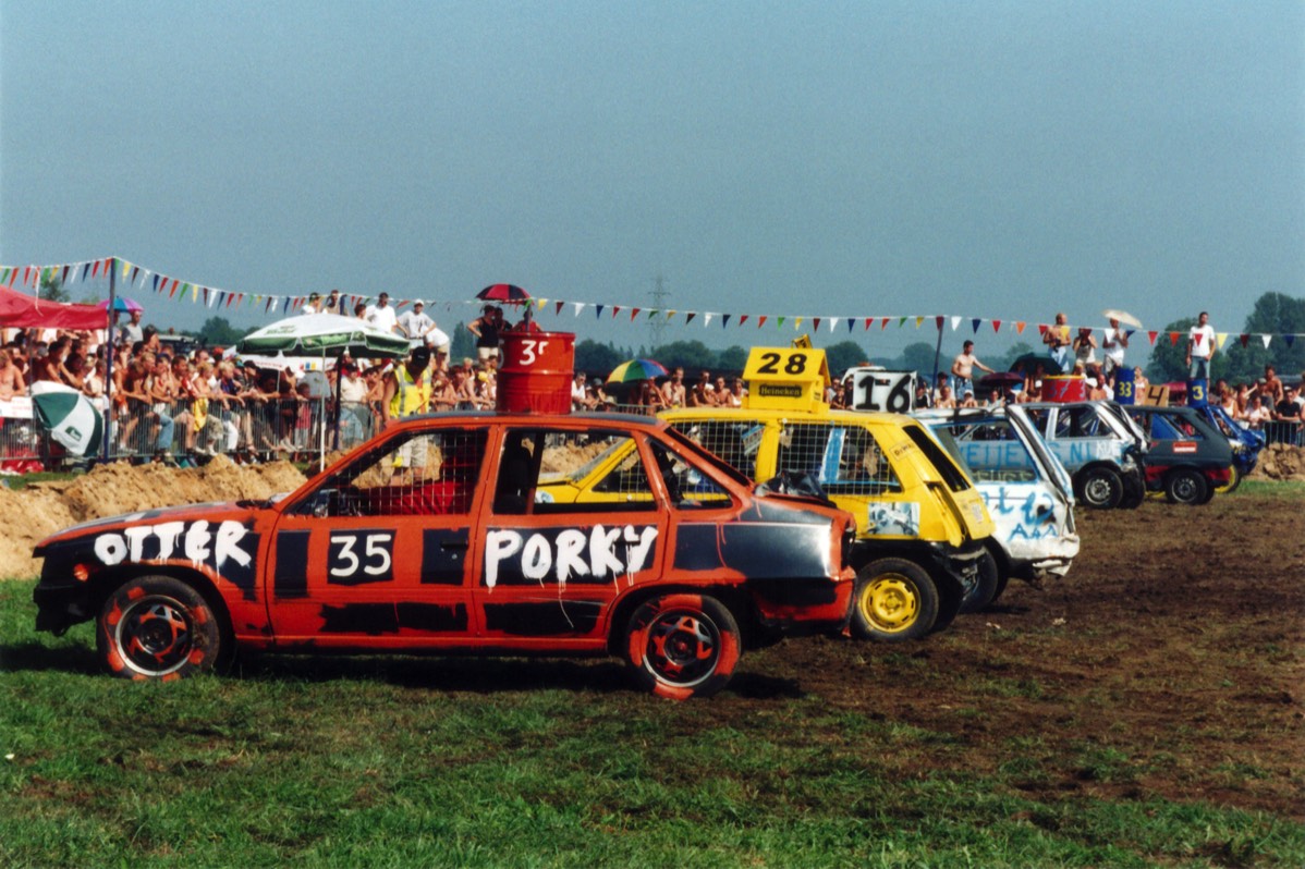 Stacks Image 1976